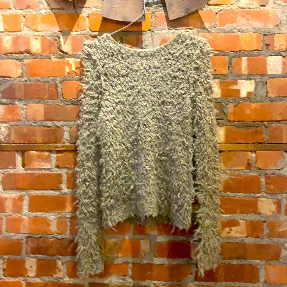 Free People tan sweater with frayed edges, fringe & frayed accents - Size XS